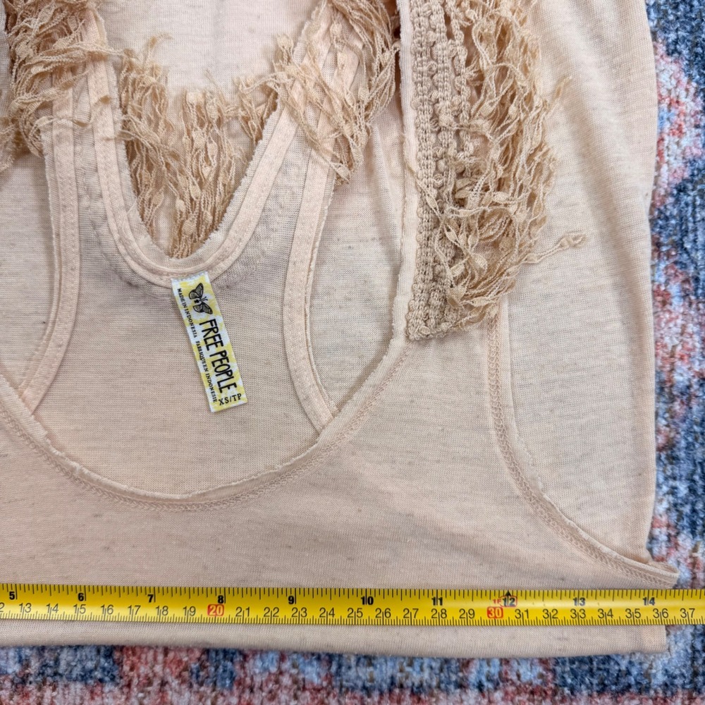 VTG. Free People Cream Slub Knit Racerback Tank Top Fringe Crochet Trim XS - Picture 6 of 9